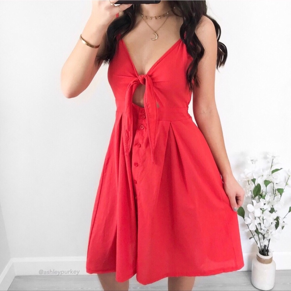 🚫 SOLD | Strawberry Knot-Tie Midi